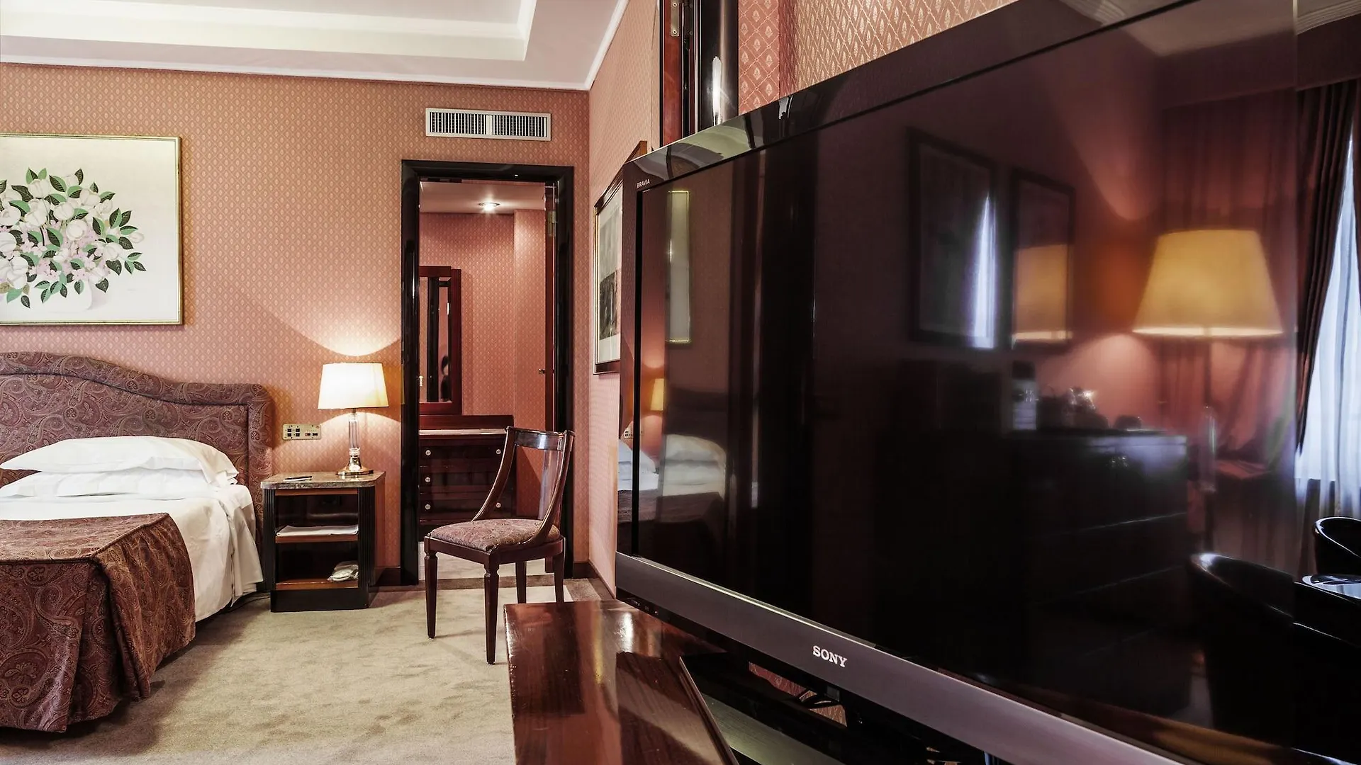 ****  Doria Grand Hotel Milan Italy