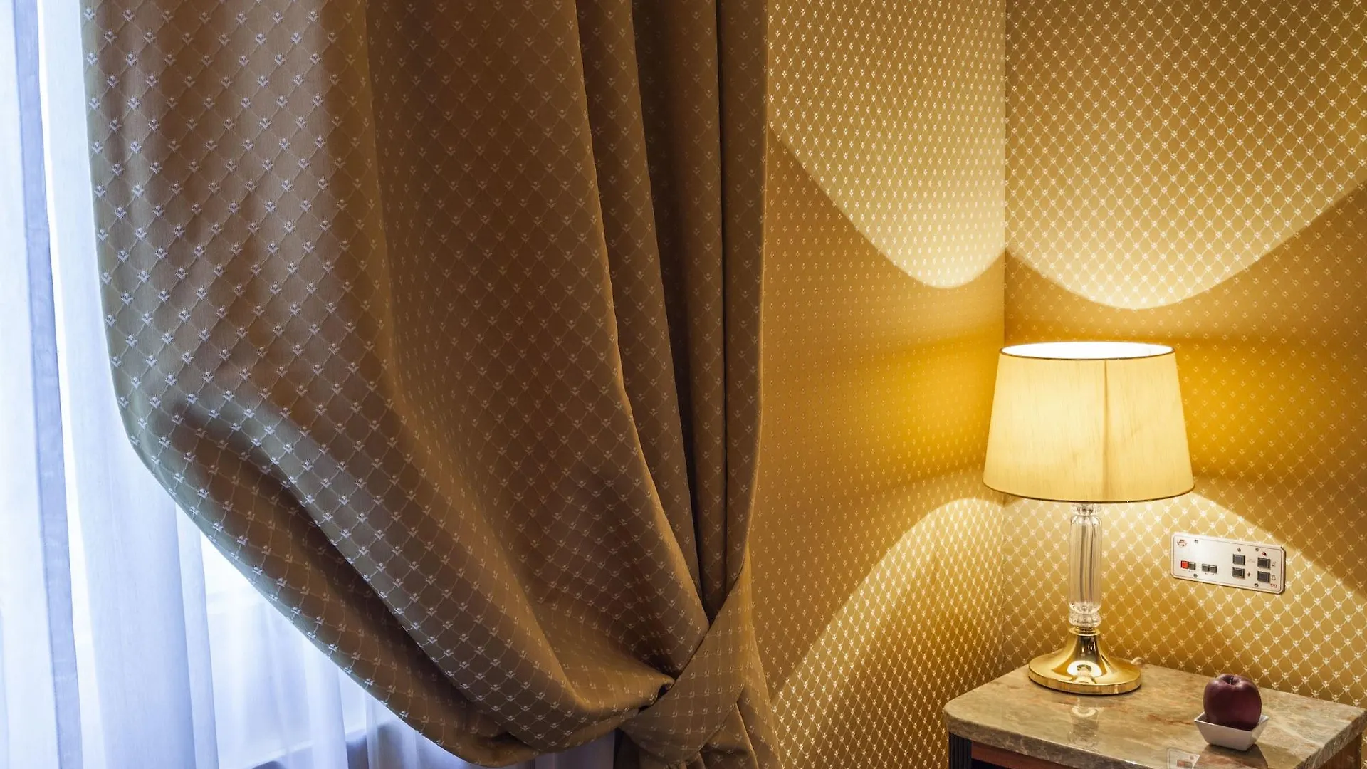 Doria Grand Hotel Milánó 4*,  Olaszország