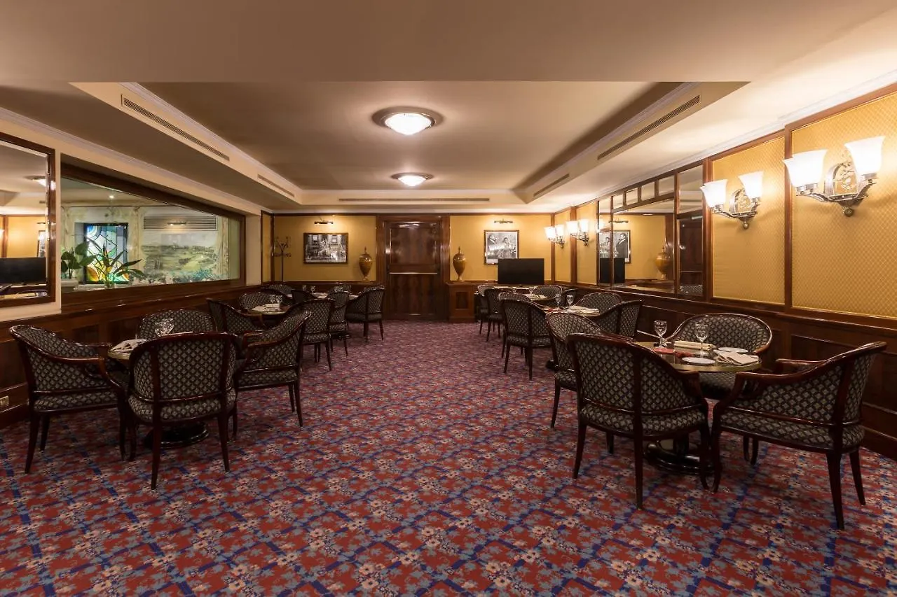 Doria Grand Hotel Milánó 4*,  Olaszország