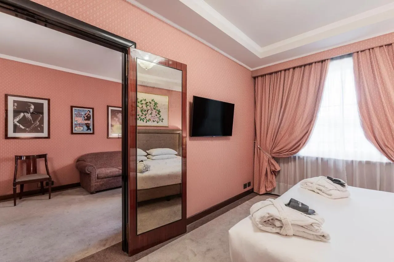 Doria Grand Hotel Milánó